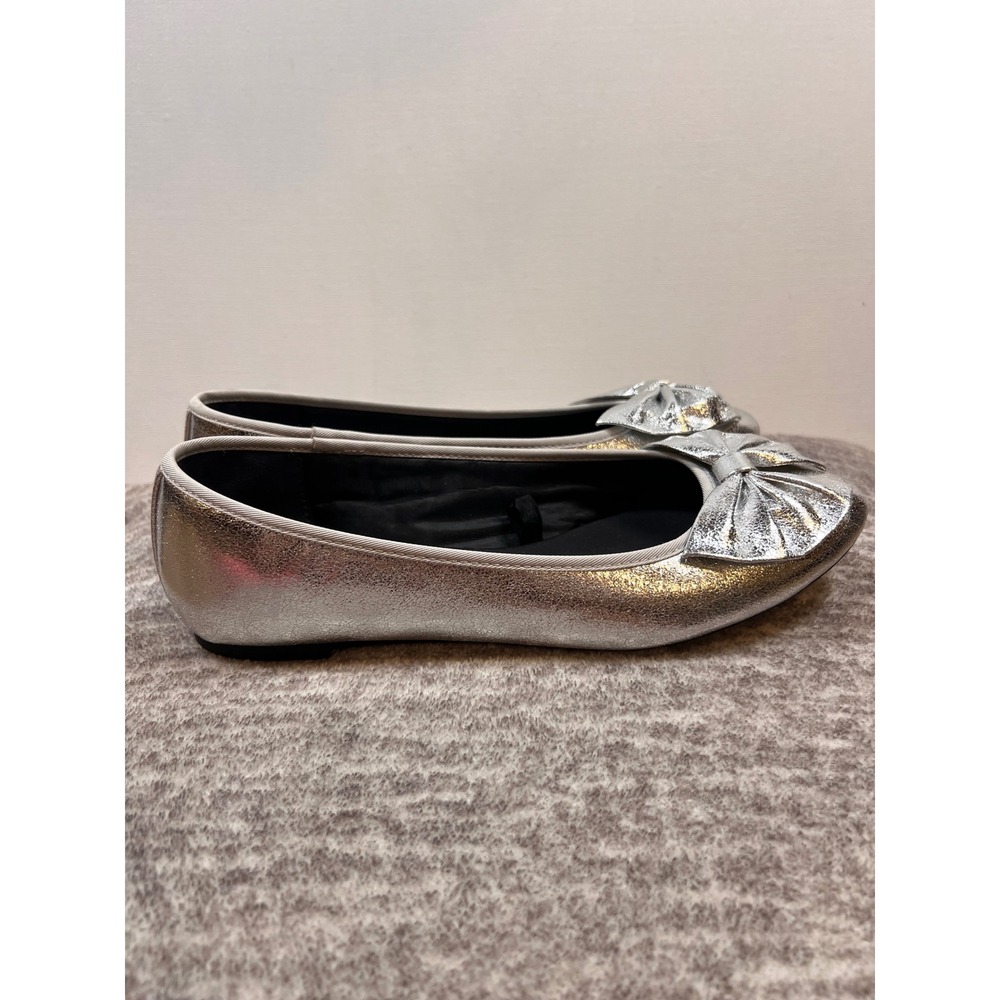Sam & Libby Ballet Flats Women 9 Silver Faux Leather Bow Metallic Classic Trendy